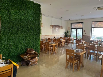 Loja para Trespasse em Alverca do Ribatejo e Sobralinho