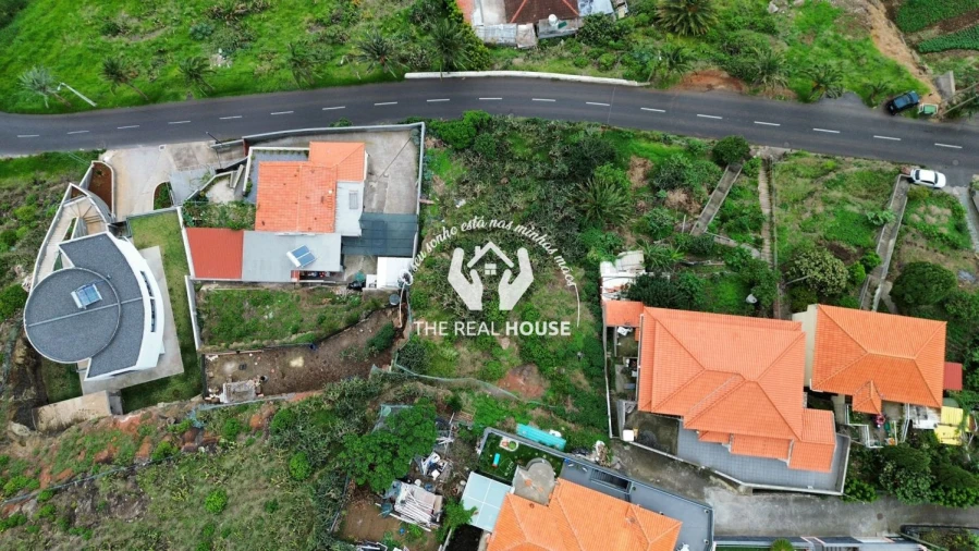 Terreno para Venda em Caniçal Foto 5