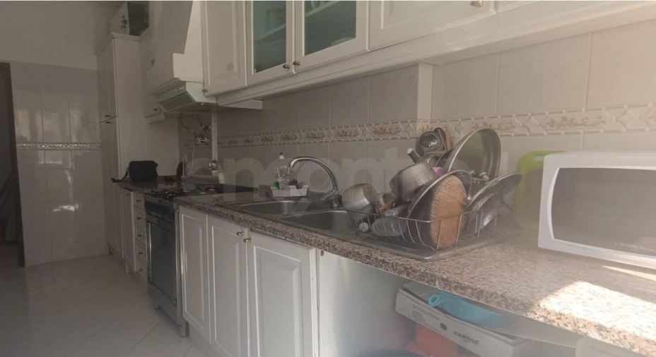 Apartamento T2 para Venda em Odivelas Foto 2