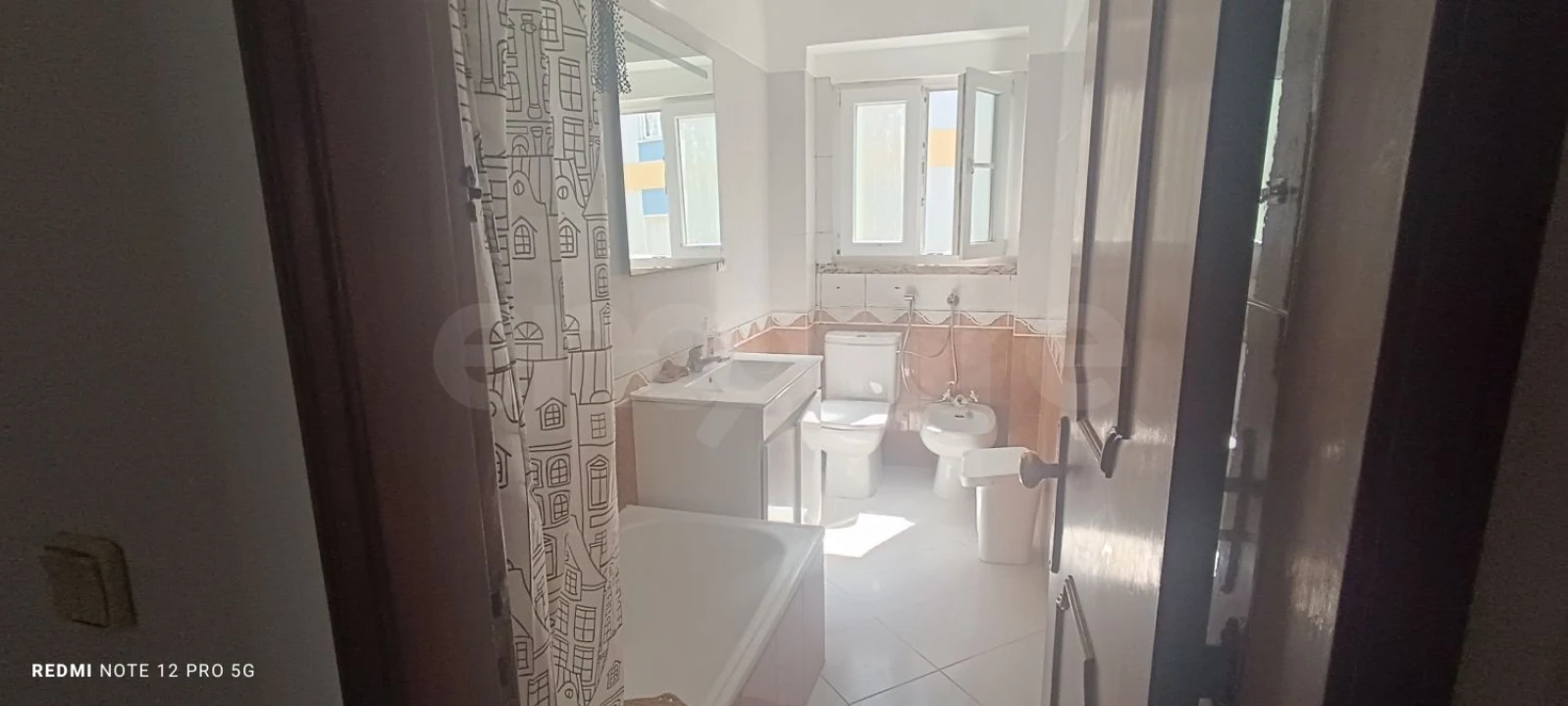 Apartamento T2 para Venda em Odivelas Foto 23