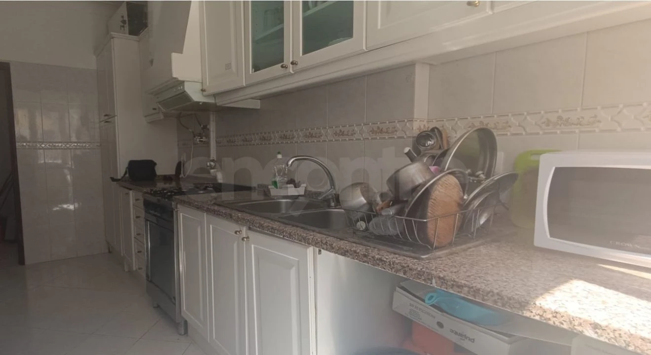 Apartamento T2 para Venda em Odivelas Foto 2