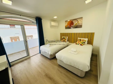 Moradia T3 para Venda em Albufeira e Olhos de Água