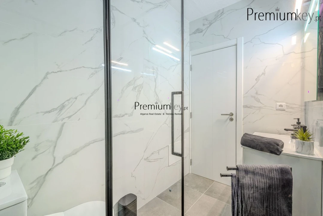 Apartamento T1 para Venda em Albufeira e Olhos de Água Foto 28