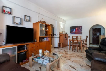 Apartamento T3 para Venda em Albufeira e Olhos de Água