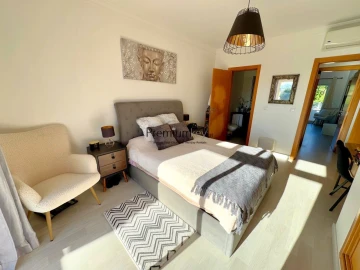 Moradia T2 para Venda em Albufeira e Olhos de Água