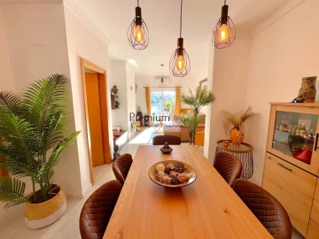 Moradia T2 para Venda em Albufeira e Olhos de Água