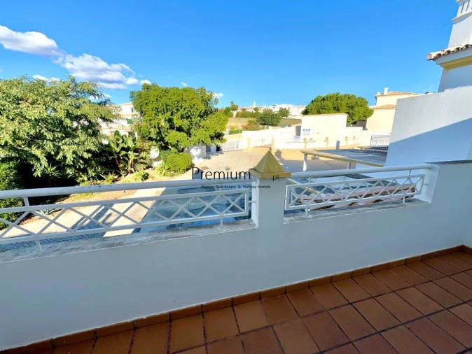 Moradia T2 para Venda em Albufeira e Olhos de Água Foto 32