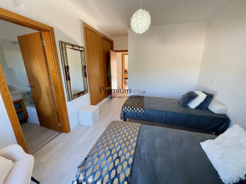 Moradia T2 para Venda em Albufeira e Olhos de Água Foto 31