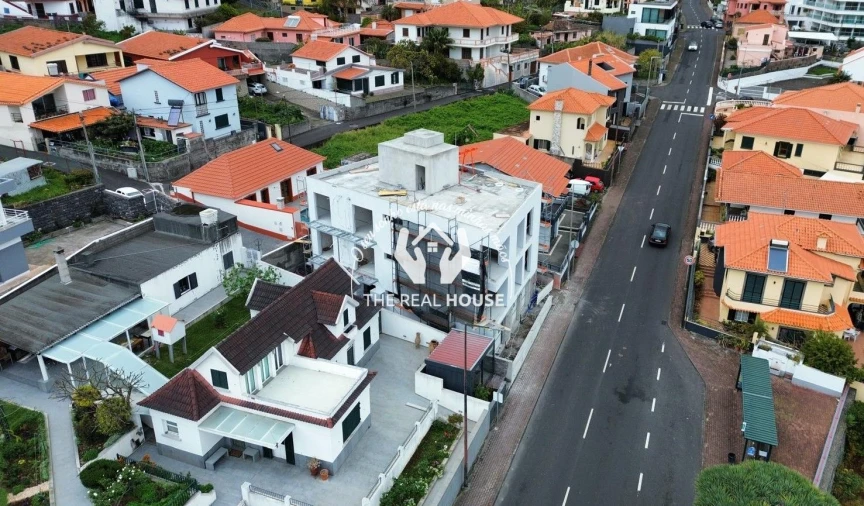 Apartamento T0 para Venda em Machico Foto 7