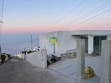 Moradia T3 para Venda em Prazeres