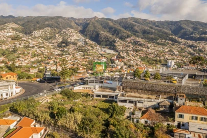 Loja para Venda em Funchal (Se)