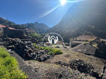 Moradia T5 para Venda em Serra de Agua