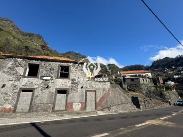 Moradia T5 para Venda em Serra de Agua