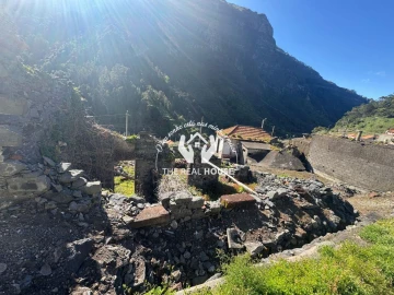 Moradia T5 para Venda em Serra de Agua