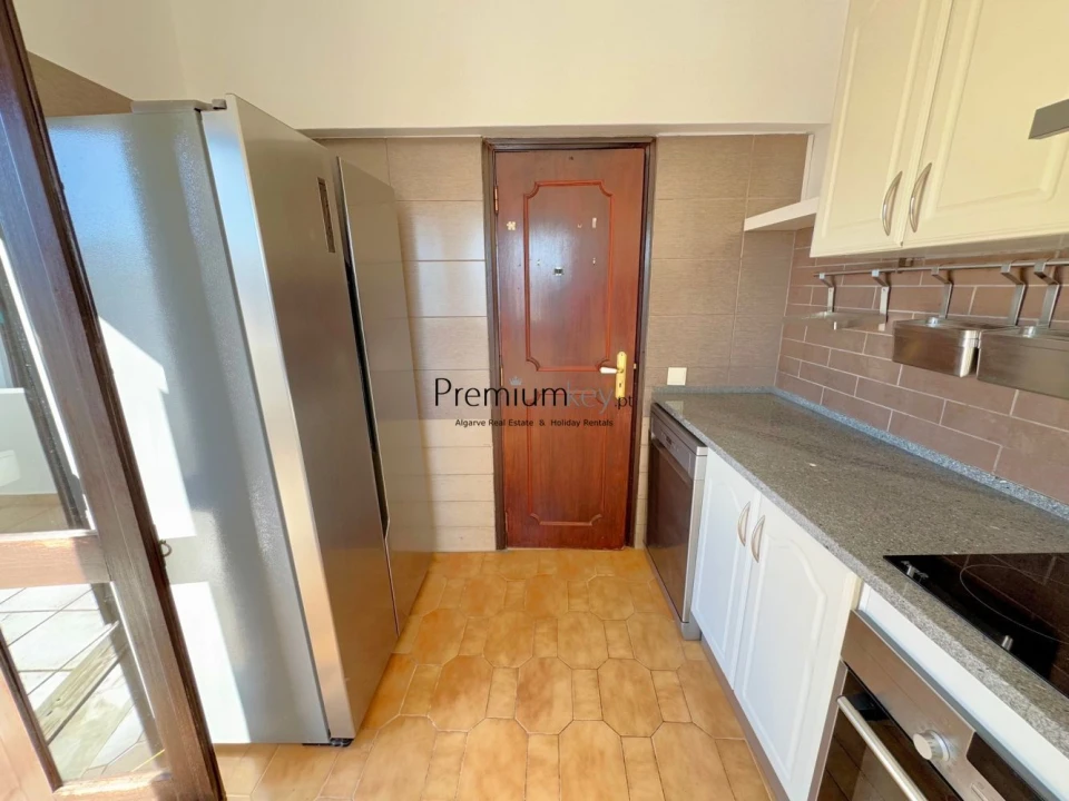 Apartamento T2 para Venda em Albufeira e Olhos de Água Foto 8