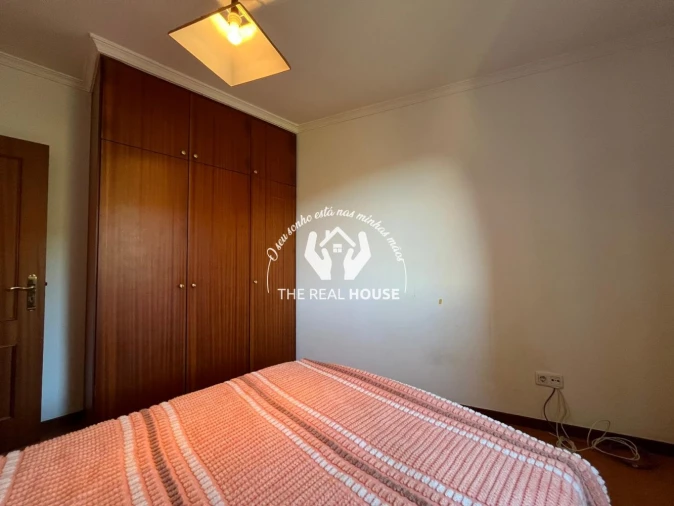 Moradia T3 para Venda em Caniço Foto 18