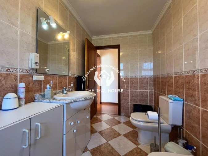 Moradia T3 para Venda em Caniço Foto 23