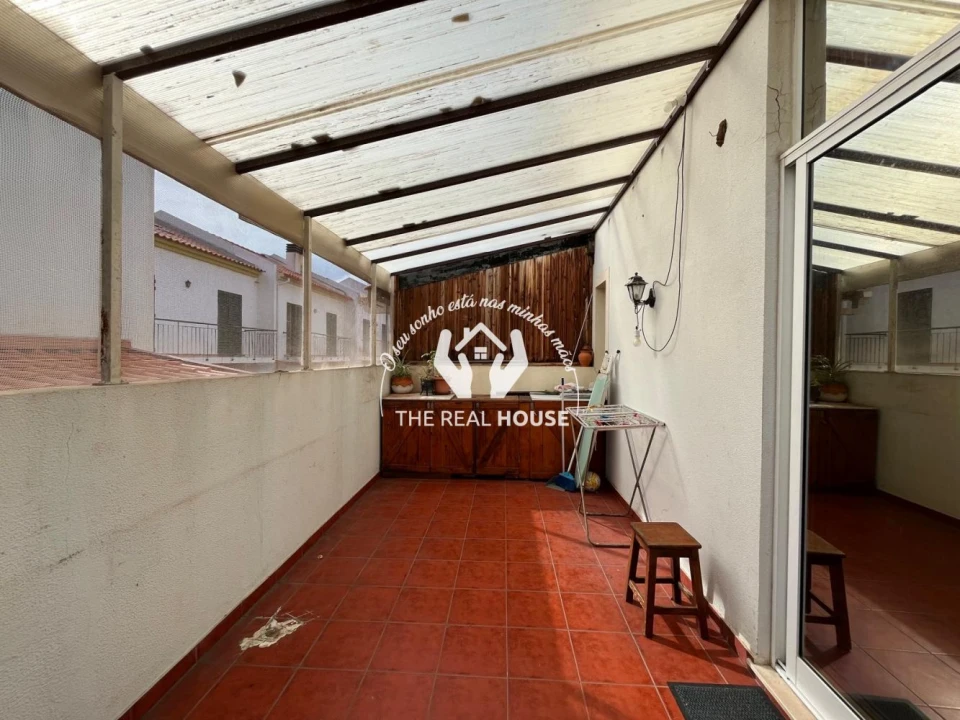 Moradia T3 para Venda em Caniço Foto 1