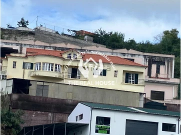 Moradia T3 para Venda em Canhas