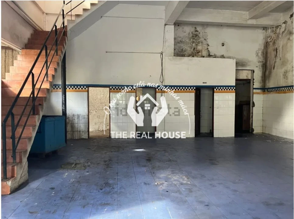 Moradia T3 para Venda em Canhas Foto 34