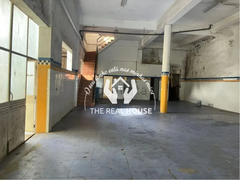 Moradia T3 para Venda em Canhas Foto 37