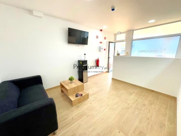 Loja para Venda em Albufeira e Olhos de Água