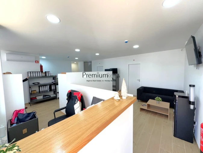 Loja para Venda em Albufeira e Olhos de Água Foto 2