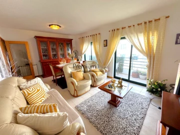 Apartamento T3 para Venda em Lagoa e Carvoeiro