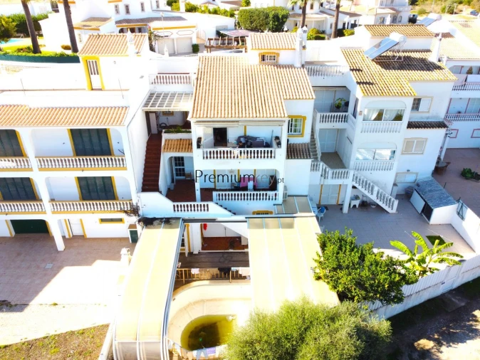 Moradia T5 para Venda em Albufeira e Olhos de Água Foto 2