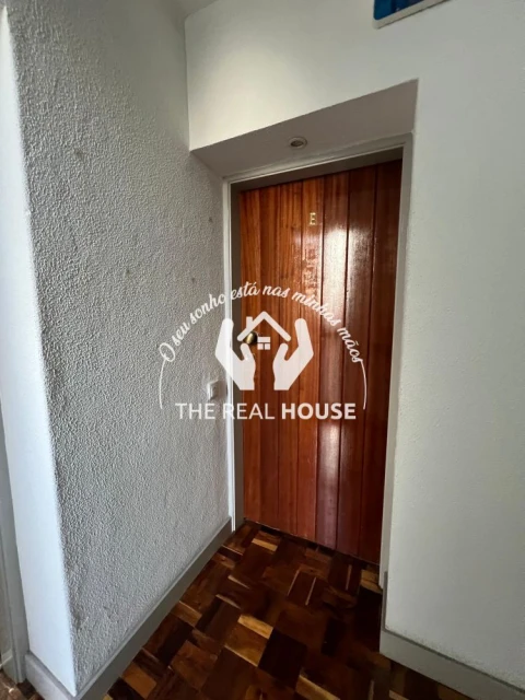 Loja para Arrendamento em Funchal (Santa Luzia)