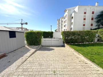 Apartamento T3 para Venda em Albufeira e Olhos de Água