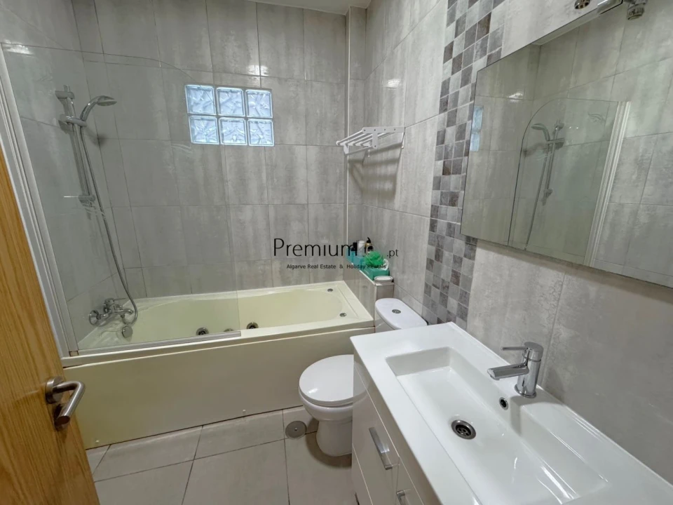 Apartamento T3 para Venda em Albufeira e Olhos de Água Foto 24