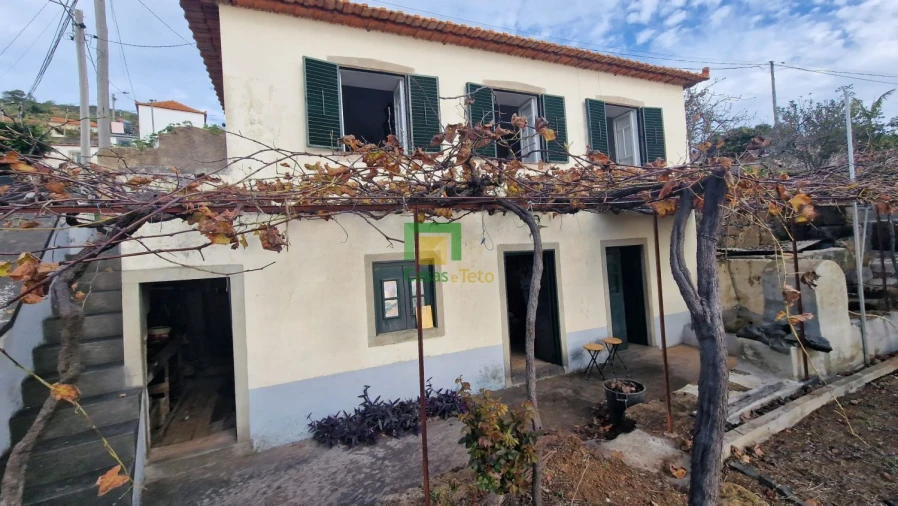 Moradia T3 para Venda em Caniço Foto 17