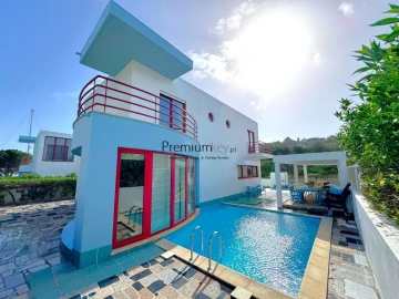 Moradia T3 para Venda em Albufeira e Olhos de Água