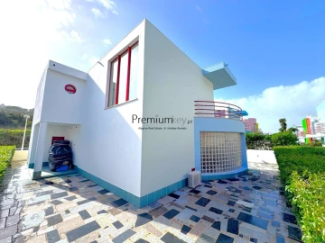 Moradia T3 para Venda em Albufeira e Olhos de Água