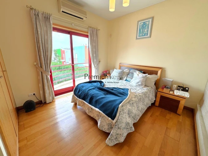 Moradia T3 para Venda em Albufeira e Olhos de Água Foto 30