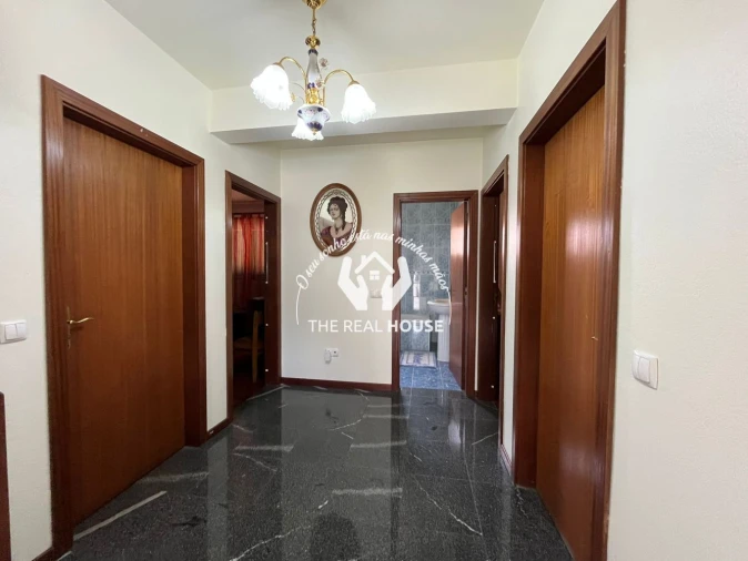 Moradia T3 para Venda em Machico Foto 26