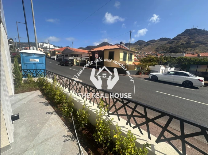 Apartamento T0 para Venda em Machico Foto 12