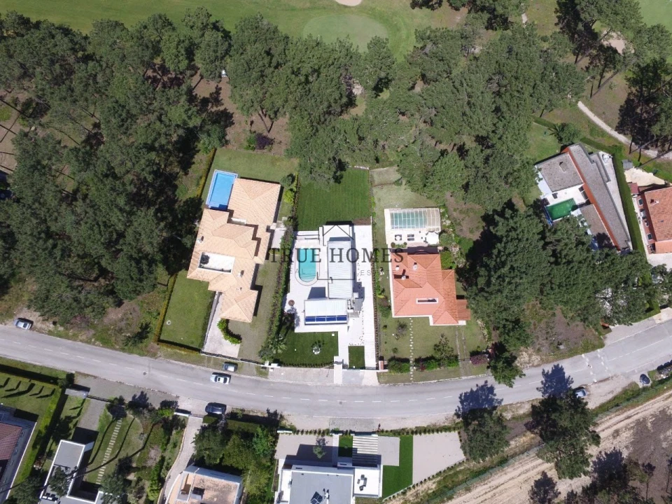 Moradia T4 para Venda em Charneca de Caparica e Sobreda Foto 33