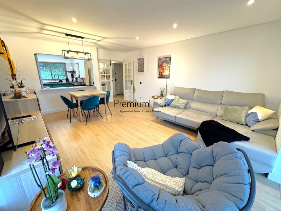 Apartamento T1 para Venda em Albufeira e Olhos de Água Foto 1