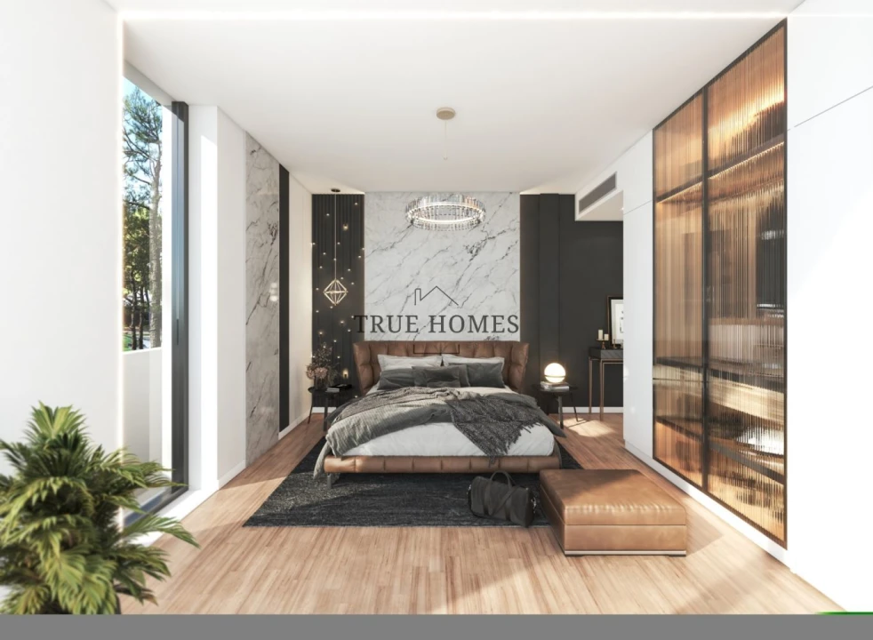 Moradia T6 para Venda em Charneca de Caparica e Sobreda Foto 18