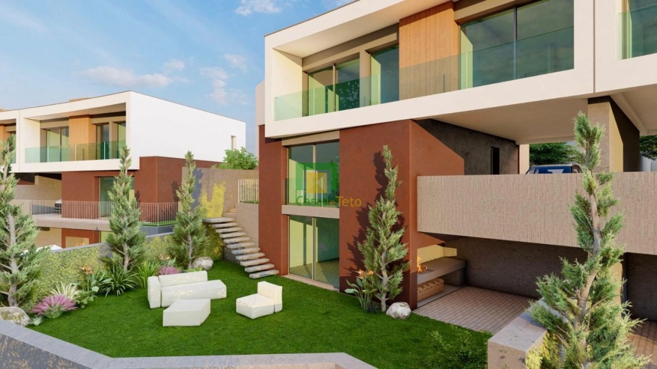 Moradia T3 para Venda em Caniço Foto 2