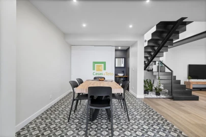 Quinta T4 para Venda em Estreito de Camara de Lobos