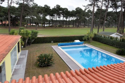 Moradia T5 para Venda em Charneca de Caparica e Sobreda