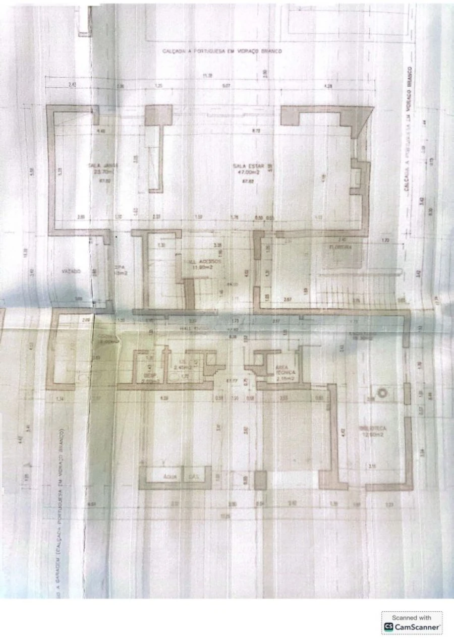 Moradia T5 para Venda em Charneca de Caparica e Sobreda Planta 1