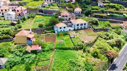 Moradia T0 para Venda em Ribeira da Janela