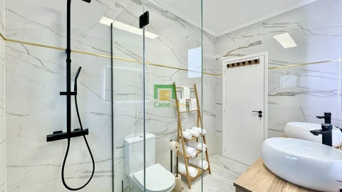 Moradia T0 para Venda em Ribeira da Janela