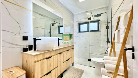 Moradia T0 para Venda em Ribeira da Janela