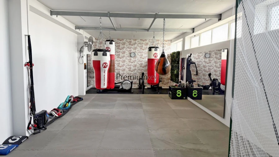 Loja para Venda em Albufeira e Olhos de Água Foto 5