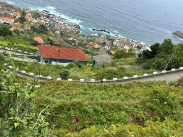 Terreno para Venda em Porto Moniz